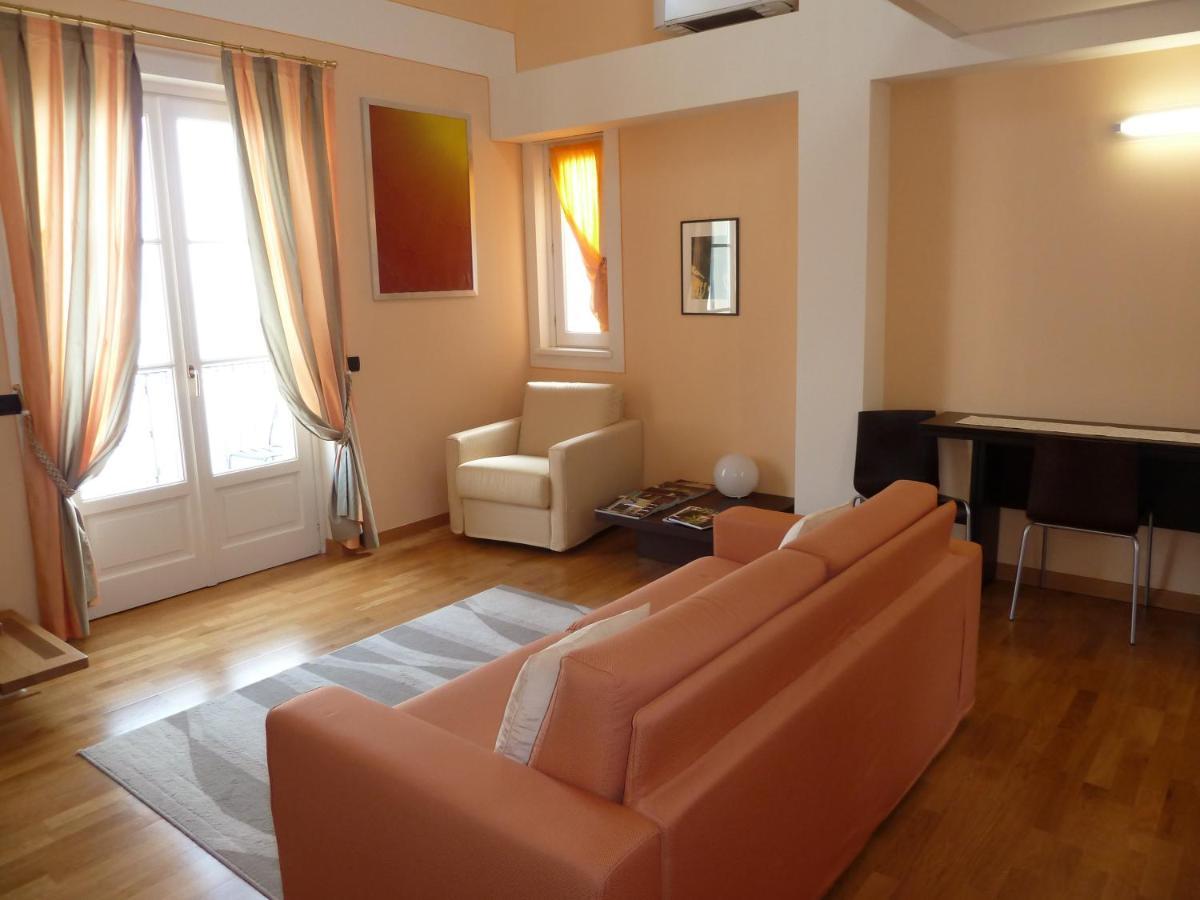 Hotel Residence La Luna Nel Porto Стреза Екстериор снимка