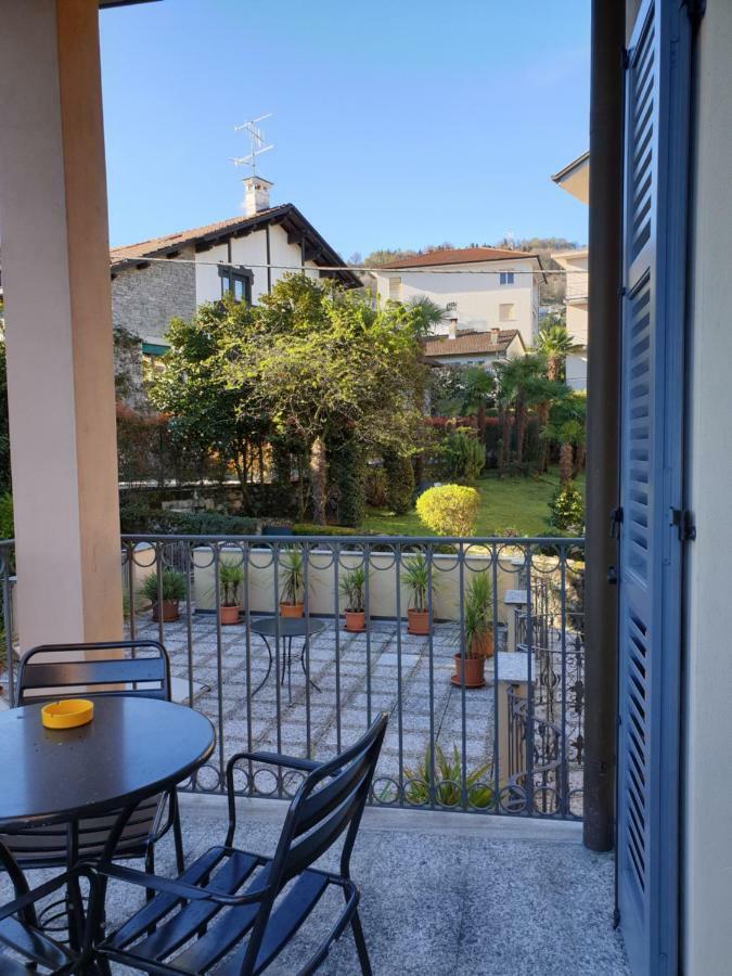 Hotel Residence La Luna Nel Porto Стреза Екстериор снимка