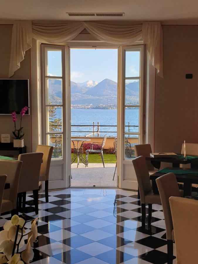 Hotel Residence La Luna Nel Porto Стреза Екстериор снимка