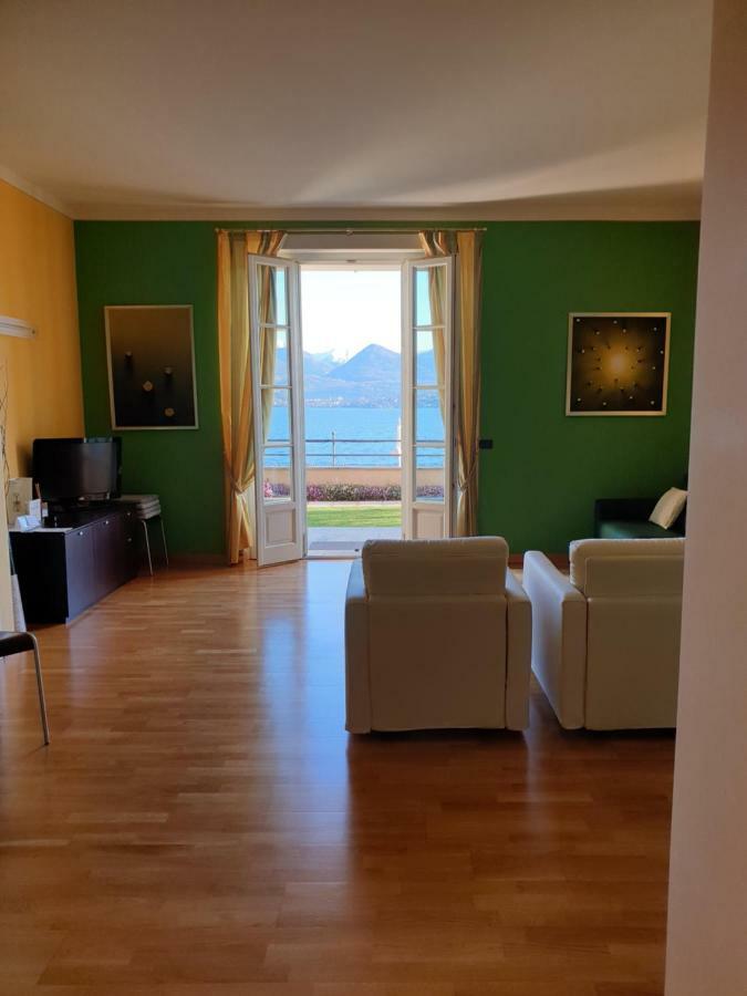 Hotel Residence La Luna Nel Porto Стреза Екстериор снимка