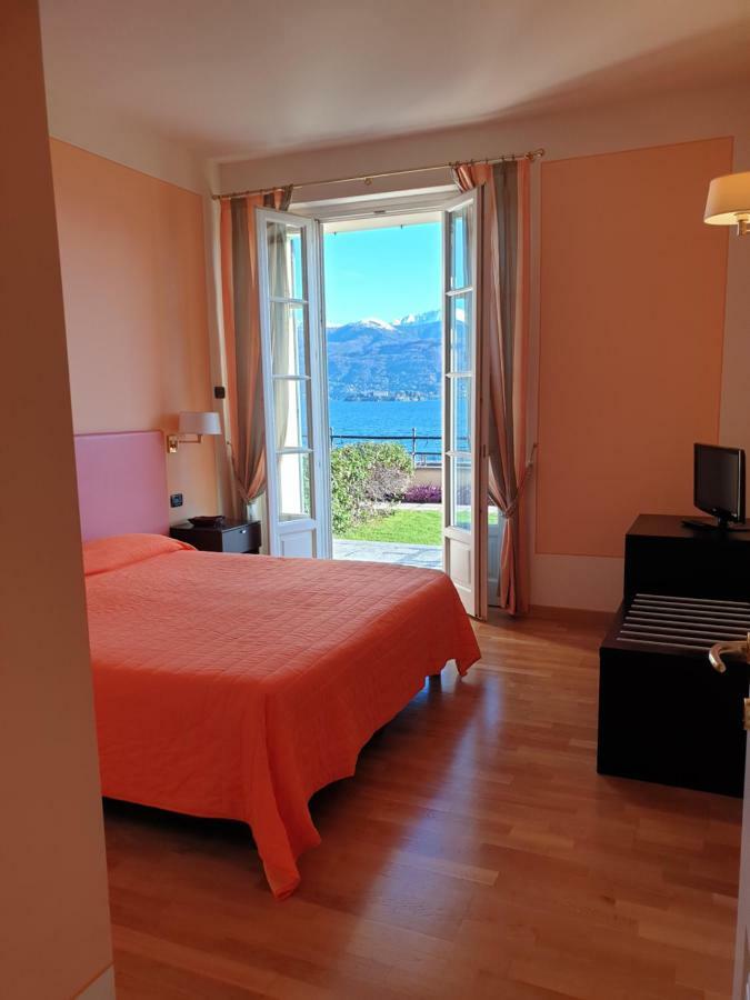 Hotel Residence La Luna Nel Porto Стреза Екстериор снимка