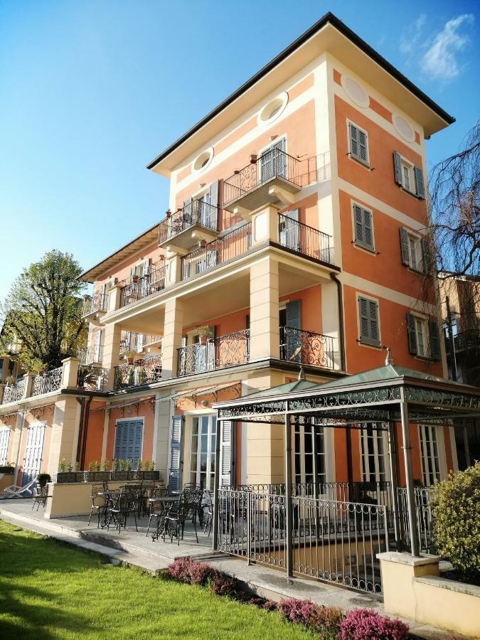 Hotel Residence La Luna Nel Porto Стреза Екстериор снимка